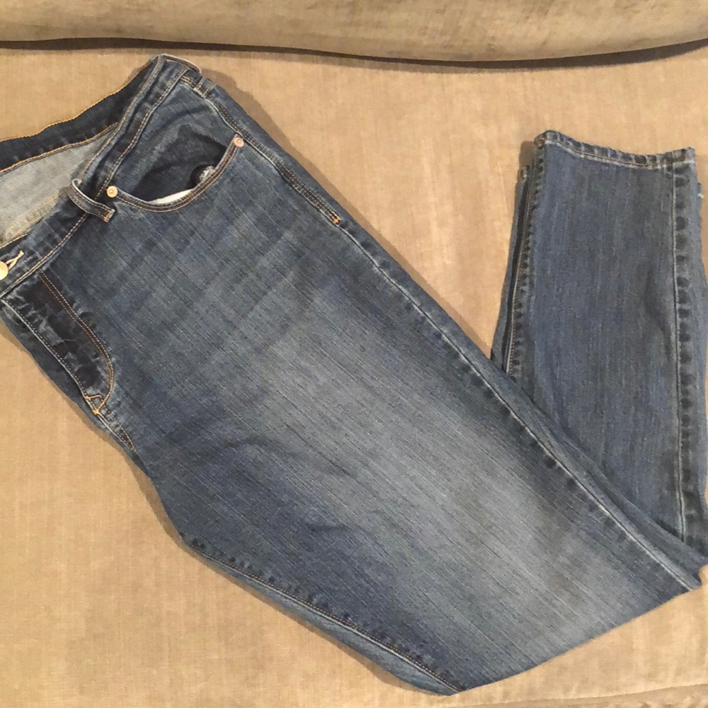 Great condition, Old Navy, size 16 skinny jeans 👖